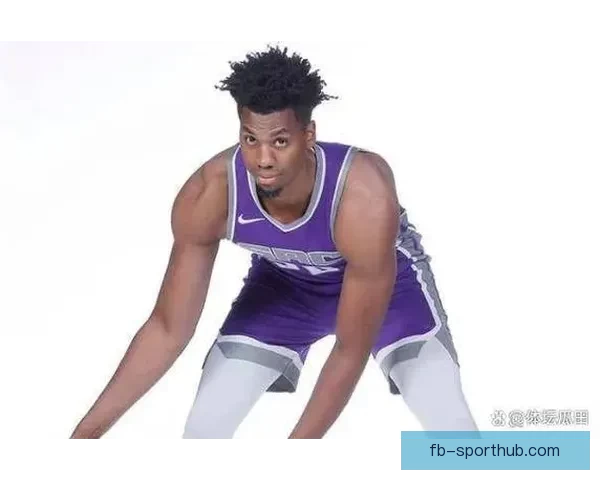 怀特塞德称赞CBA球员真实对抗少假摔体现尊重精神